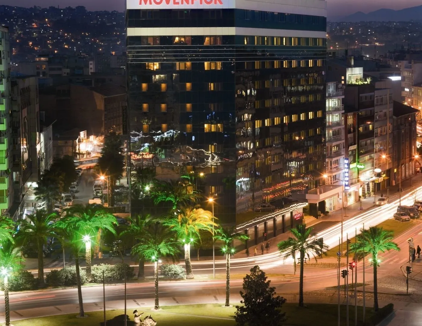 Mövenpick Hotel İzmir