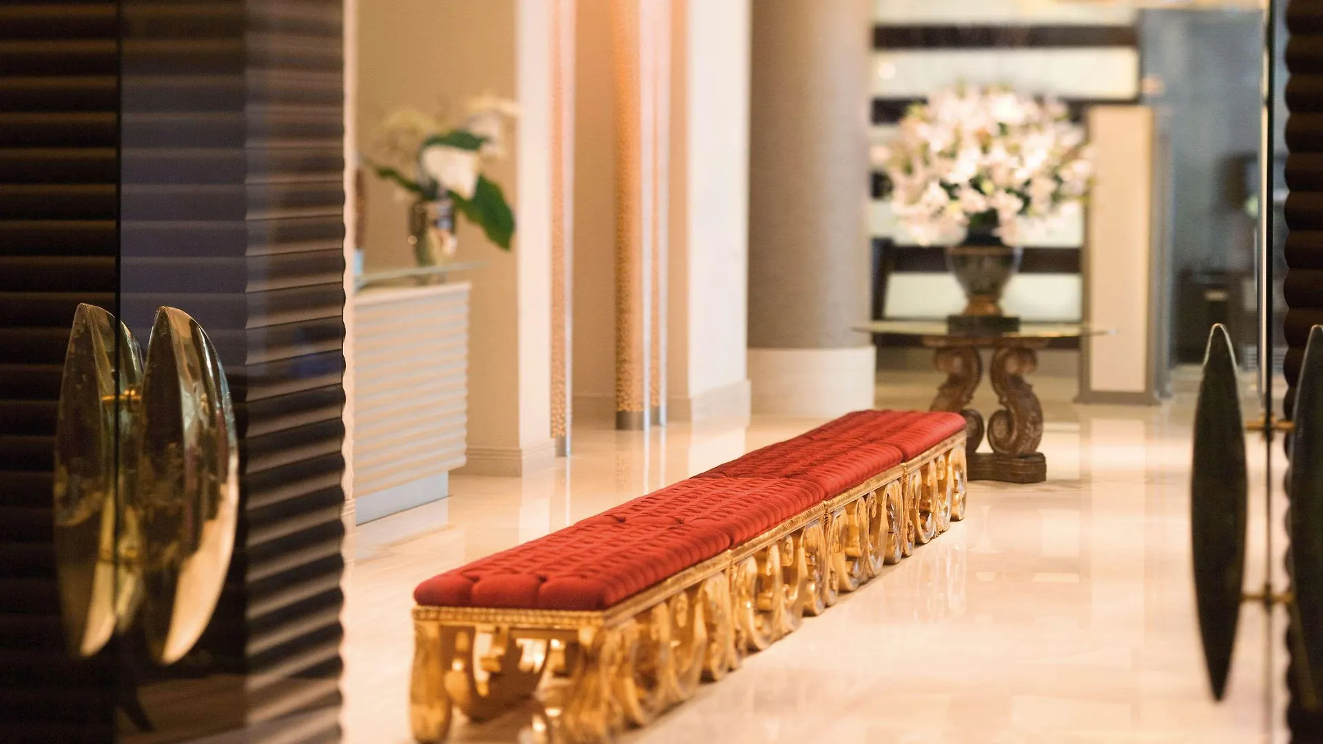 Mövenpick Hotel İzmir
