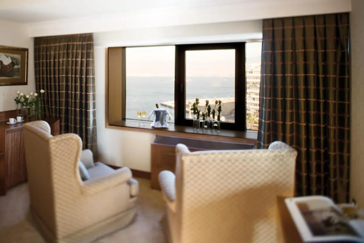 Mövenpick Hotel İzmir
