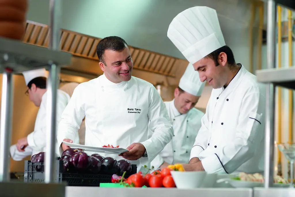 Moevenpick Hotel Esmirna